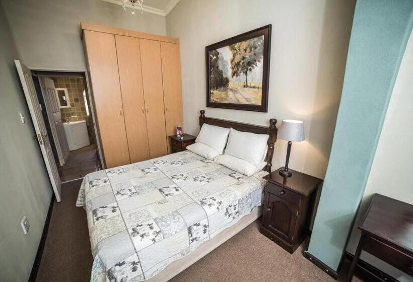 خانه 1 خوابه, Butlers Crown