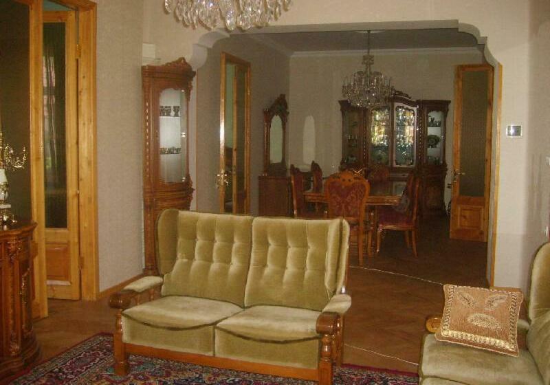 اتاق استاندارد با سرویس بهداشتی مشترک, Guest House Svetlana