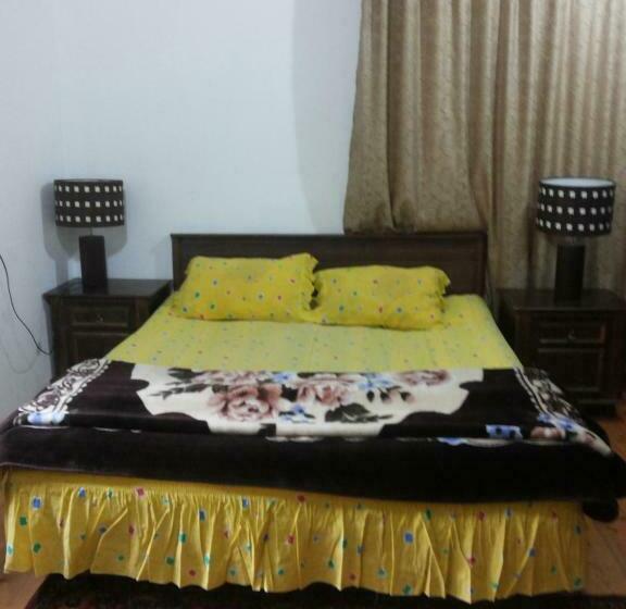 اتاق اکونومی, Guest House Svetlana