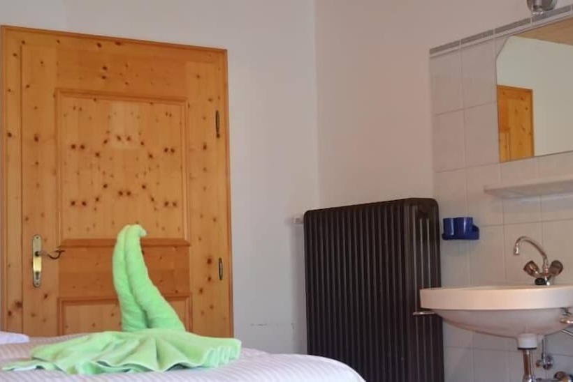 Номер Стандарт Совместная Ванная, Happy Camp Hofherr