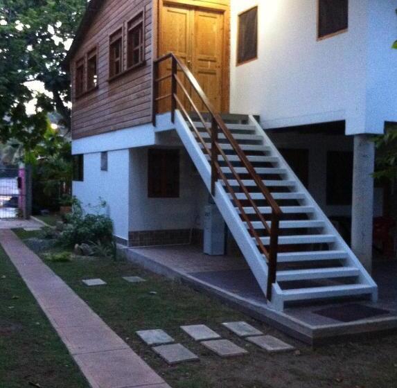 Дом 2 Спальни, Hostal Casaluna San Andres