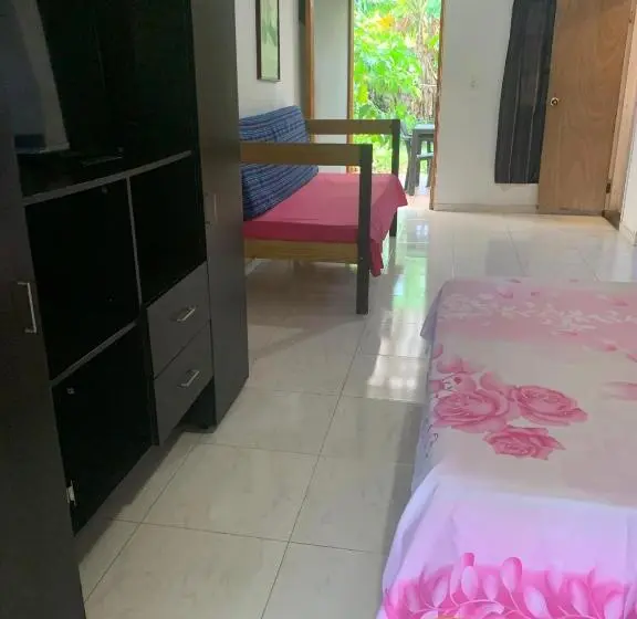 スタンダードトリプルルーム, Hostal Casaluna San Andres
