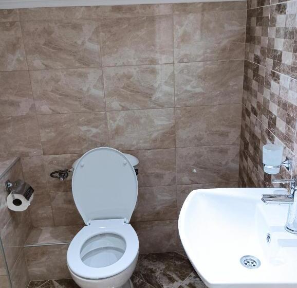 Семейный Номер Вид на Сад, Ianakiev Guest House
