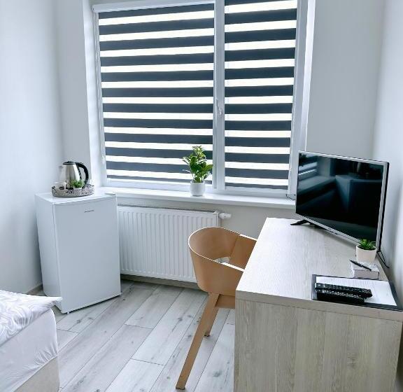 اتاق راحتی یک تخته, Penzion Dmz