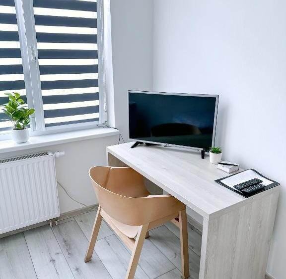 اتاق راحتی یک تخته, Penzion Dmz