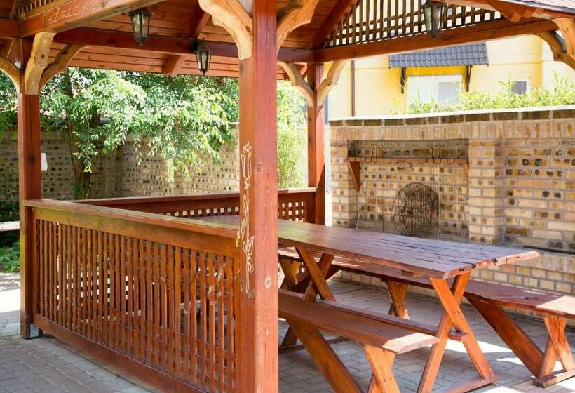 חדר סטנדרט יחיד, Rózsakert Apartmanház