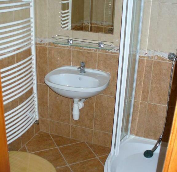 דירת חדר עם טרסה, Rózsakert Apartmanház