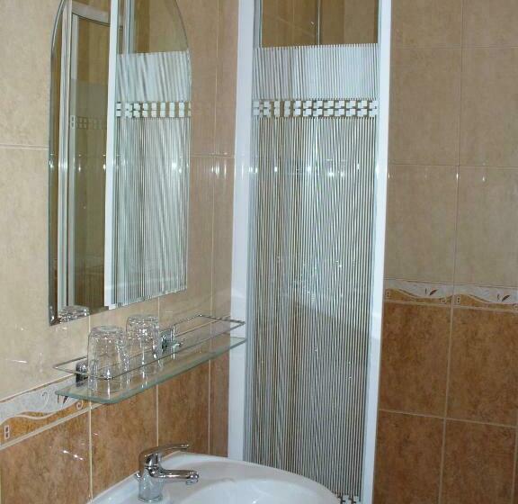 Apartament 1 Dormitori amb Terrassa, Rózsakert Apartmanház