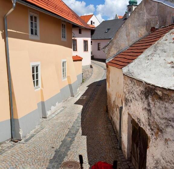 ジュニアスイート, Staroměstský Penzion