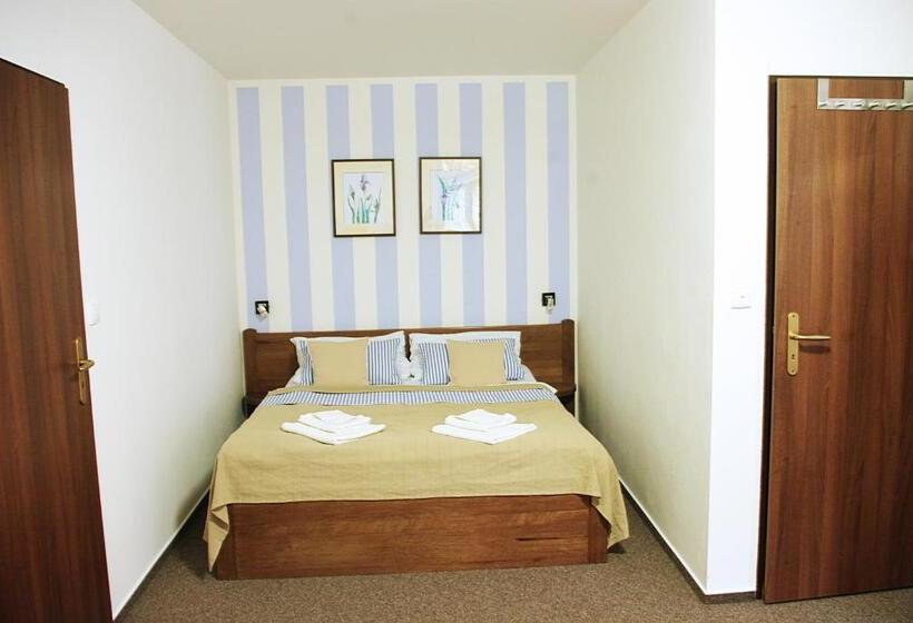 חיבור הדירה עם חדר שינה אחד, švihák Lázeňský