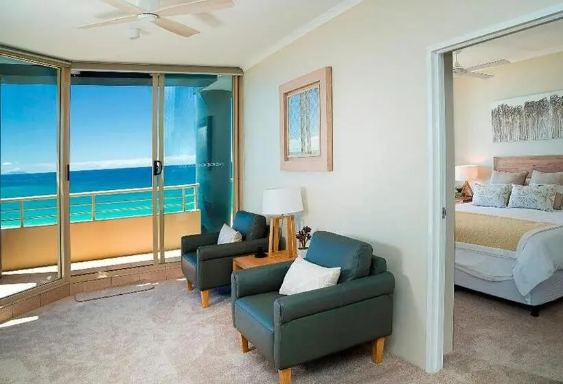 1 Bedroom Penthouse Apartment, Beaches International