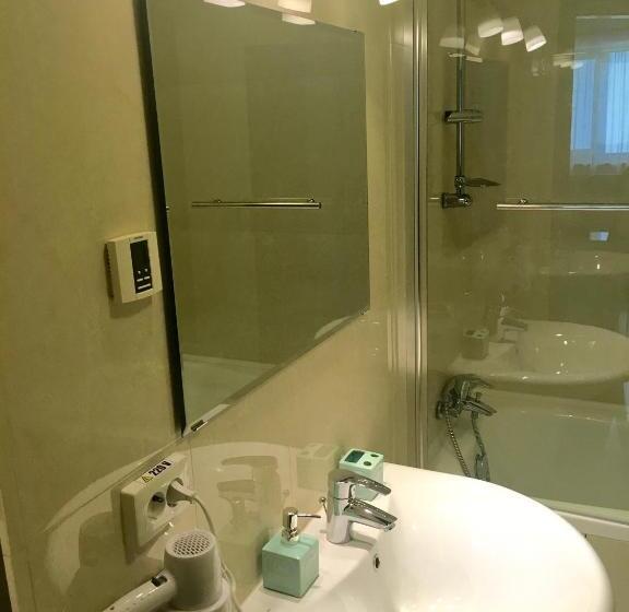 استودیوی استاندارد, Elysium