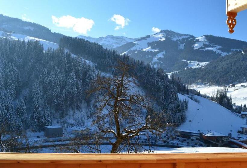 شقة غرفتين, Gumpoldbauer