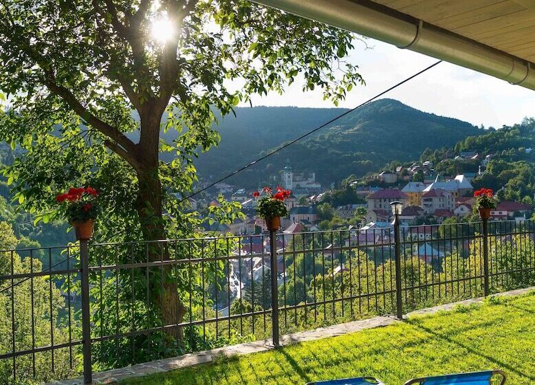 Трехместный Номер Стандарт с Видом, Penzion Na Kopci