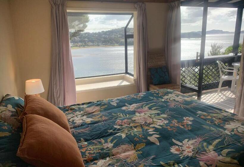 2 Bedroom Family Apartment Sea View, The Retreat Bay Of Islands