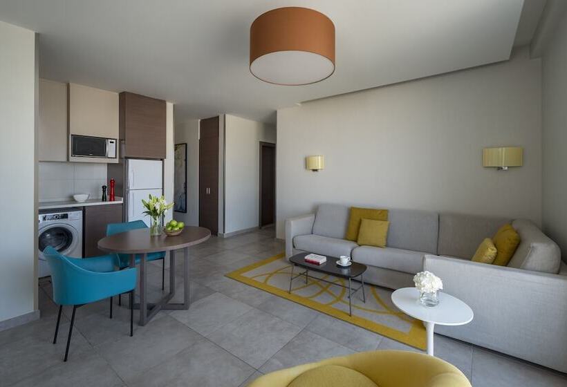 Апартаменты 2 Спальни, Adagio Aparthotel Jeddah Malik Road