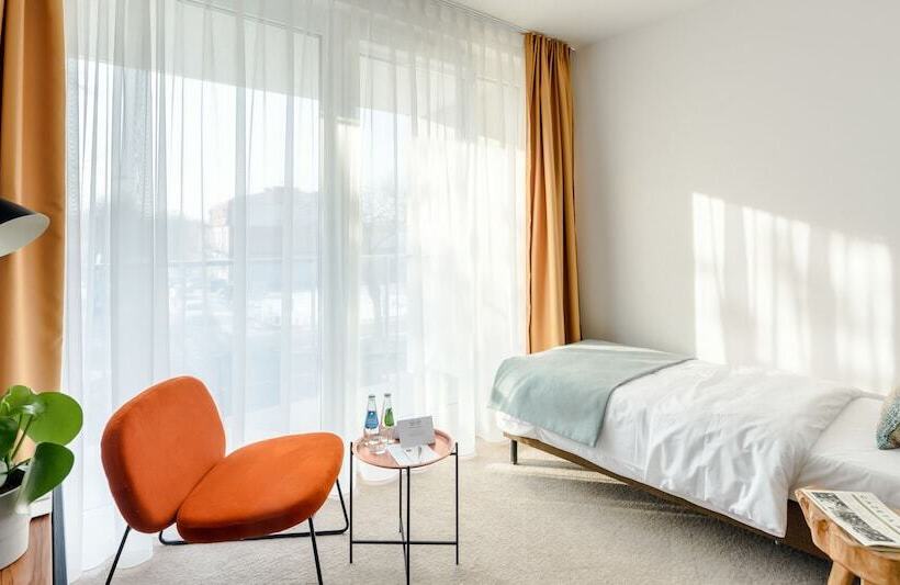 اتاق استاندارد یک نفره, Arche Hotel Lublin