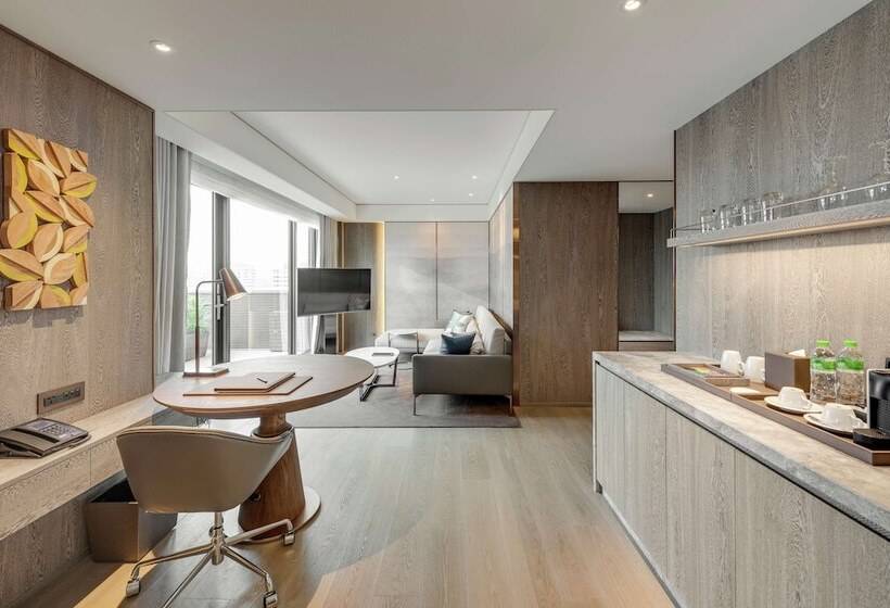 سوییت لوکس, Doubletree By Hilton Taipei Zhongshan