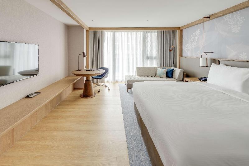 اتاق استاندارد با تخت بزرگ, Doubletree By Hilton Taipei Zhongshan