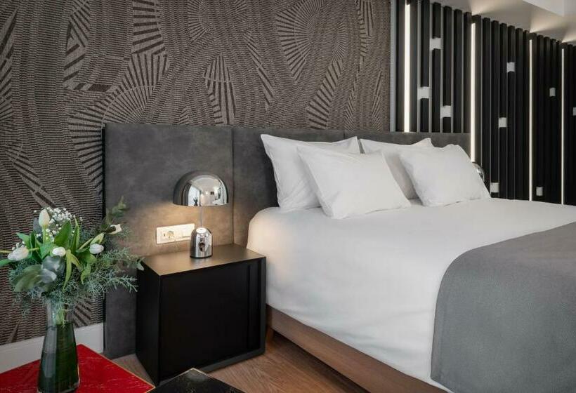 Номер Deluxe с Гидромассажем, Elia Ermou Athens