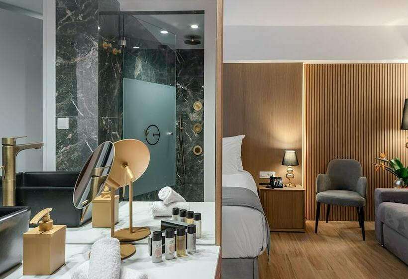 デラックスファミリールーム, Elia Ermou Athens