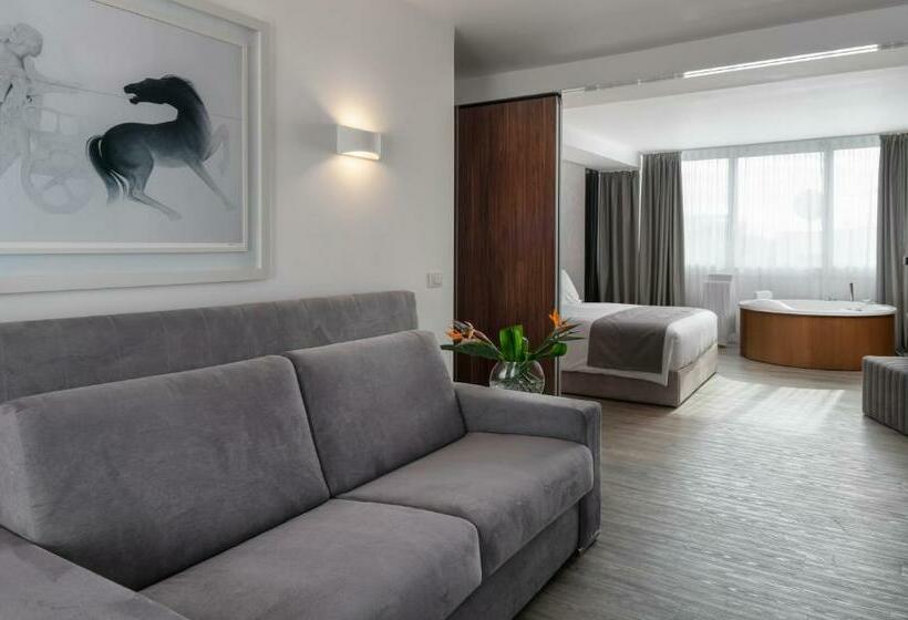 デラックススイート ビュー付き, Elia Ermou Athens