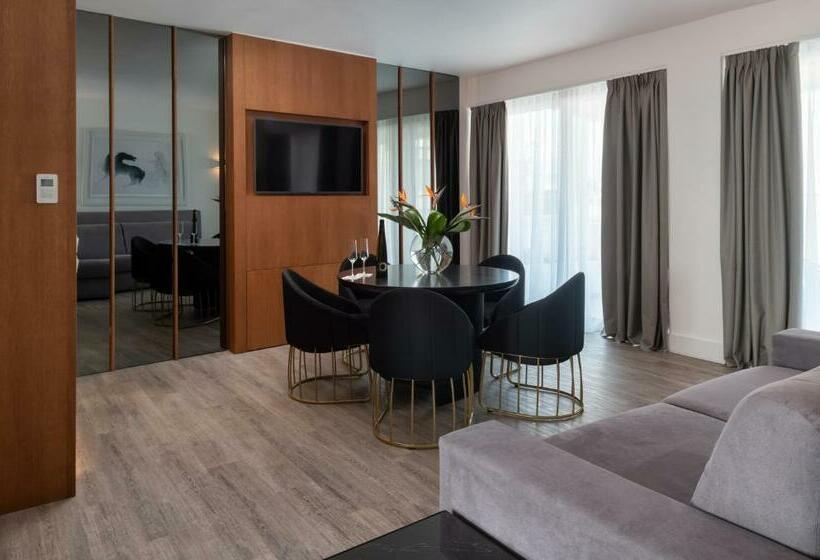 デラックススイート ビュー付き, Elia Ermou Athens