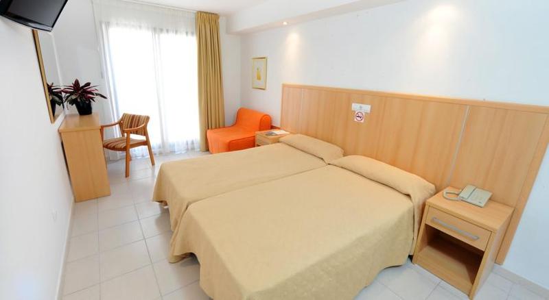 スタンダードルーム, Elia Ermou Athens