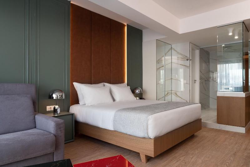 デラックスファミリールーム, Elia Ermou Athens