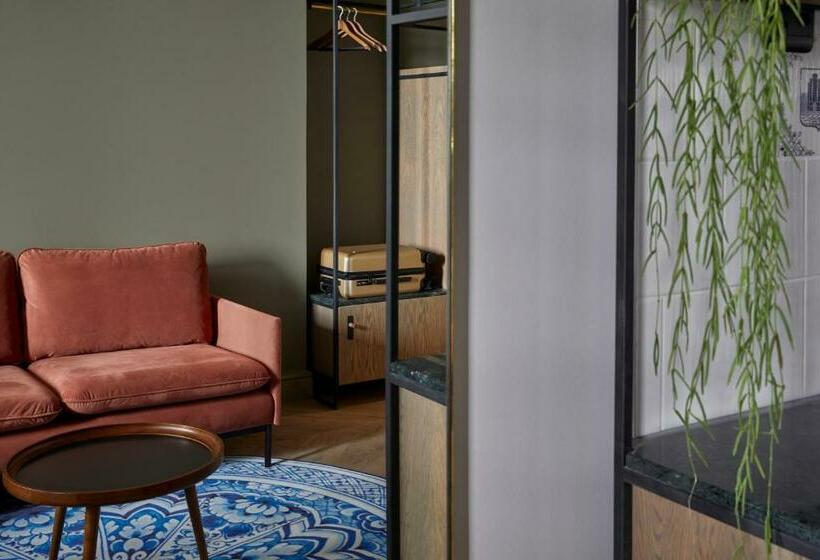 סוויטה, Gorgeous George By Design Hotels ™