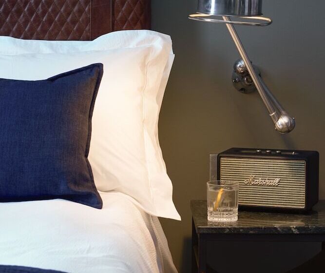 סוויטה, Gorgeous George By Design Hotels ™