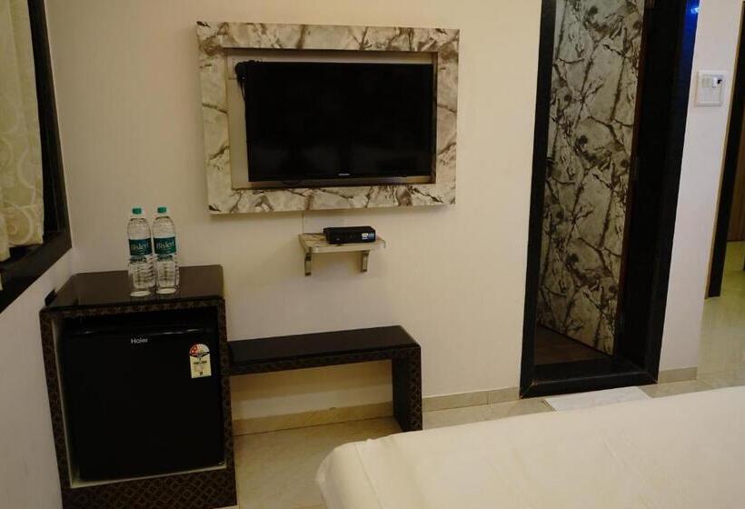 דירת חדר בקומת קרקע, Jivanta Mahabaleshwar