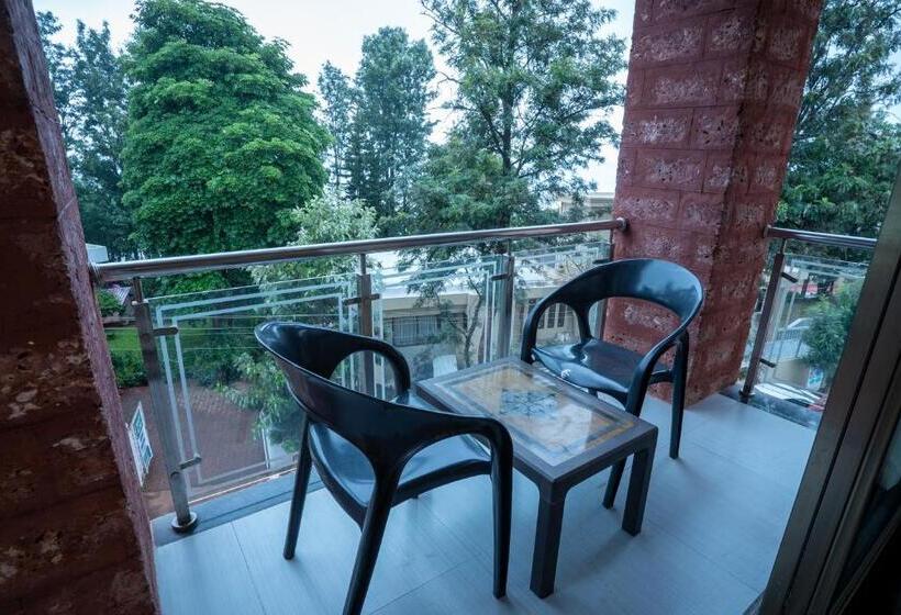 Номер Deluxe с Балконом, Jivanta Mahabaleshwar