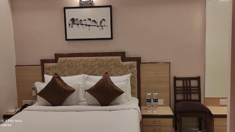 חדר דלוקס, Jivanta Mahabaleshwar