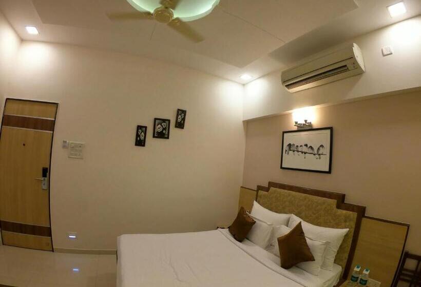 חדר דלוקס, Jivanta Mahabaleshwar