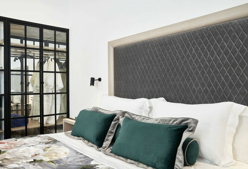 带海景的高级套房, Katikies Garden Santorini The Leading Hotels Of The World