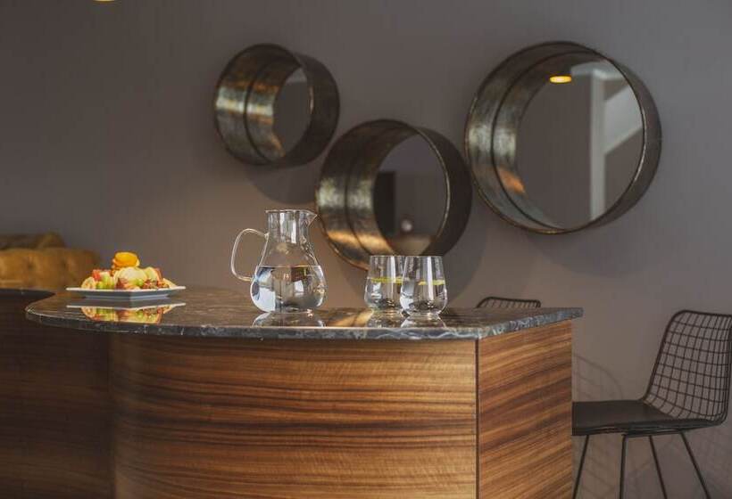 Люкс Кровать Кинг, Orka Cove Hotel Penthouse & Suites - Adults Only