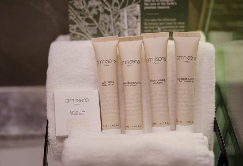 סוויטה נוף לבריכה, Parc Borough City Resort  Sha Extra Plus