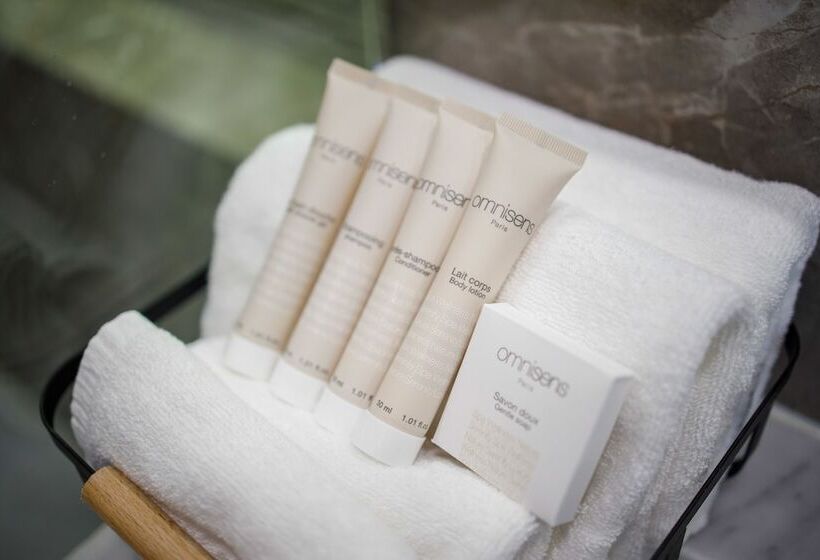 סוויטה נוף לבריכה, Parc Borough City Resort  Sha Extra Plus