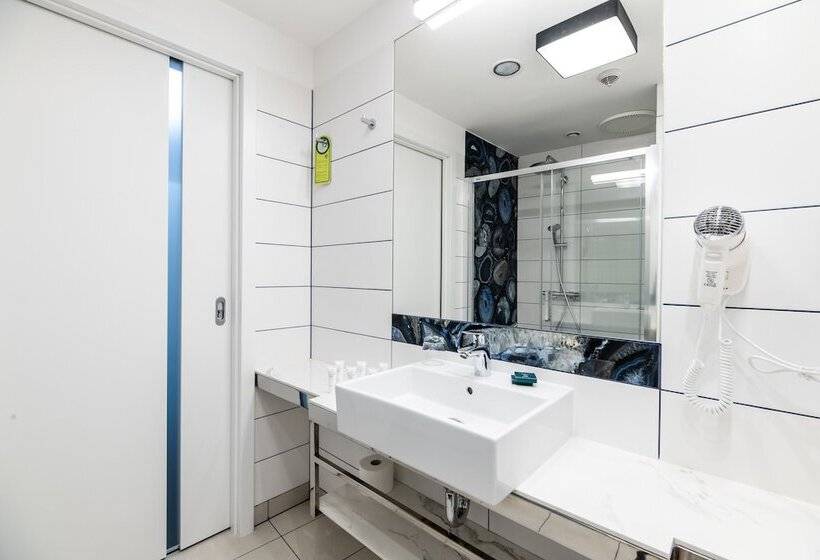 חדר דלוקס, Perfect