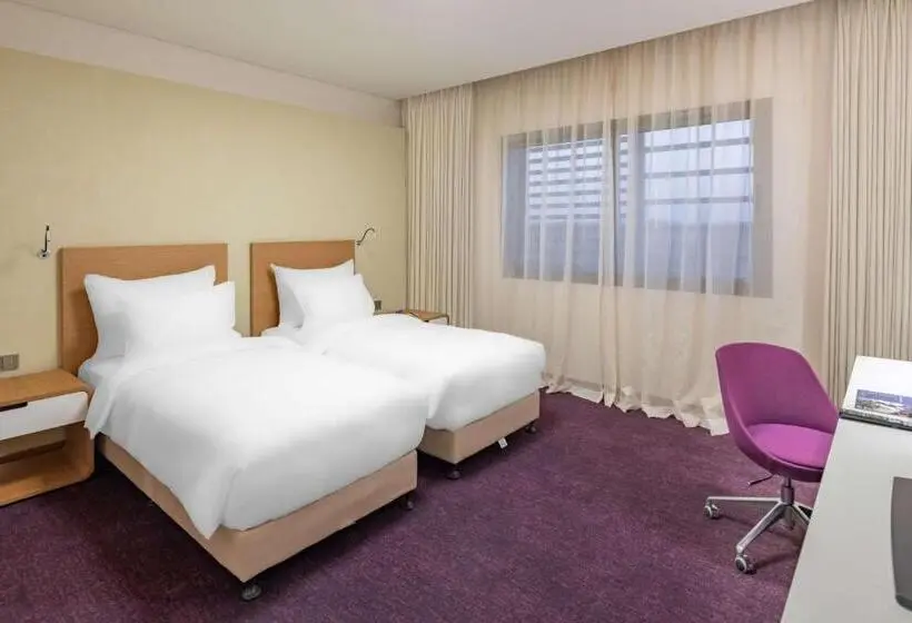 メゾネットスイート, Radisson Blu Hotel & Residence, Riyadh Diplomatic Quarter