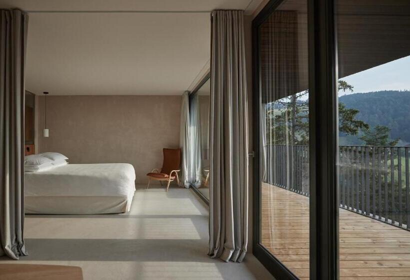 Deluxe Suite King Bed, Saltus