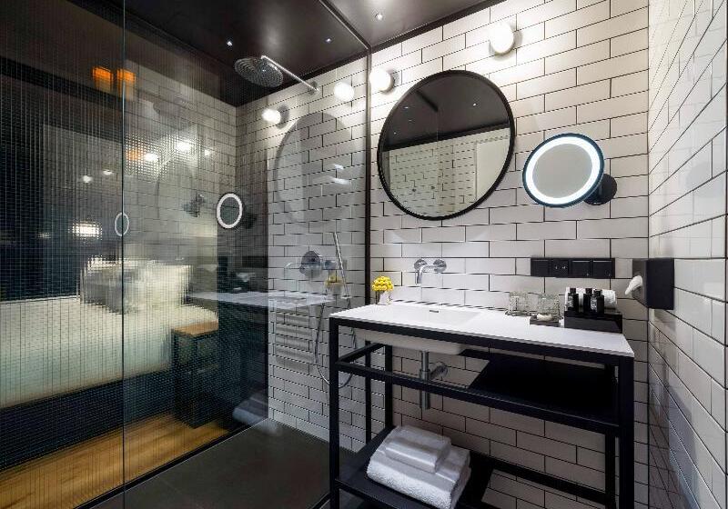 带大床的高级房间, The Bridge Wroclaw  Mgallery