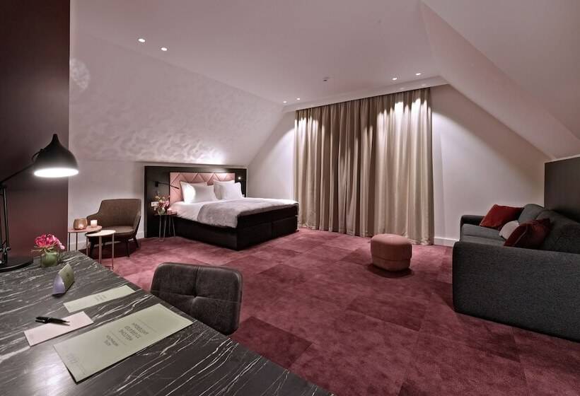 جناح جونيور, Zaan Hotel Amsterdam   Zaandam