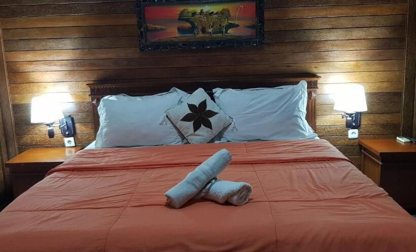 Standart Oda, Arya Inn Enny Salon And Spa