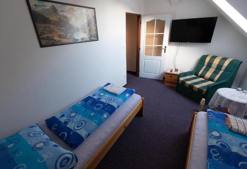 标准间, Penzion K