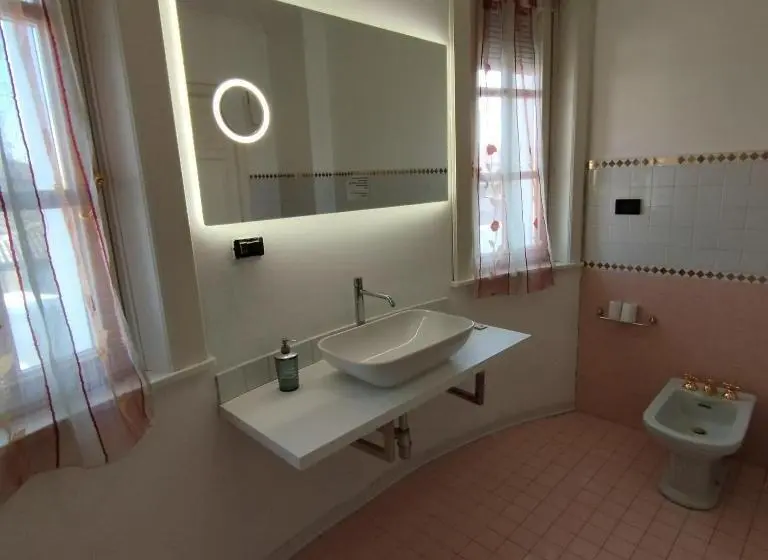 Standard room with outdoor bath, Villa Danieli