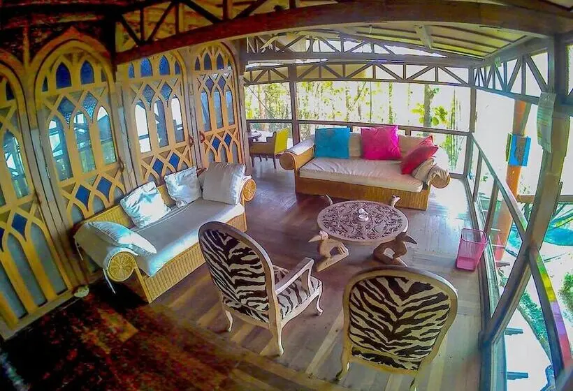 デラックスルーム, Karang Aji Beach Villa