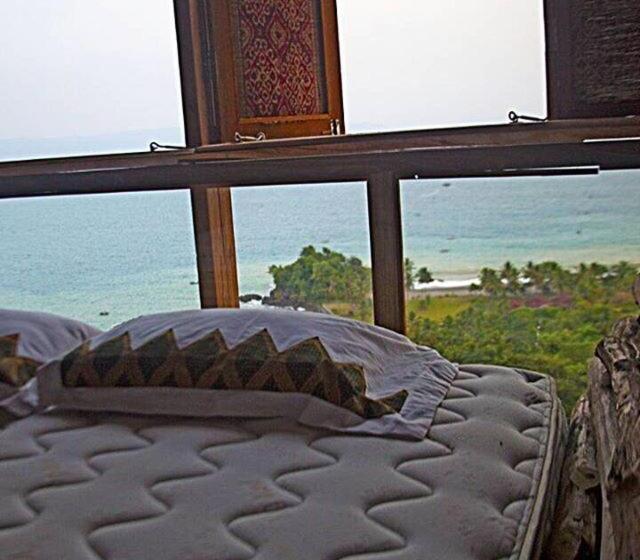 Семейный Номер, Karang Aji Beach Villa