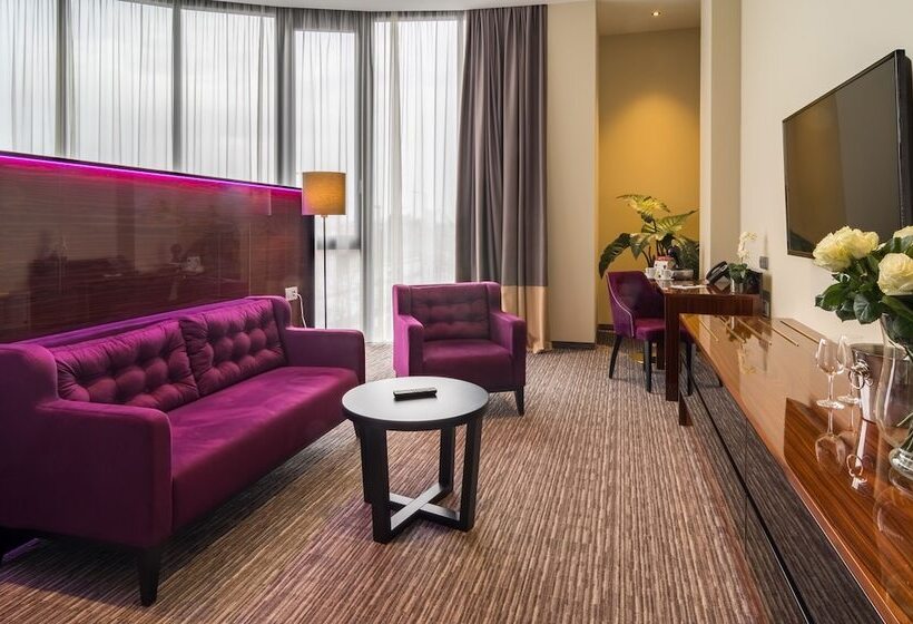 סוויטה, Admiral